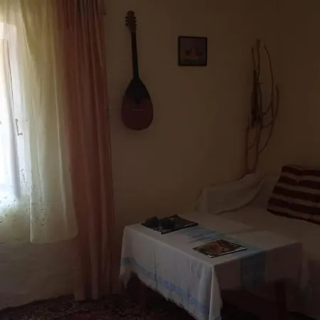Holiday home House, 3 Brs, 100 Y Old, 14 Km Np Krka, 35 Km Sea *