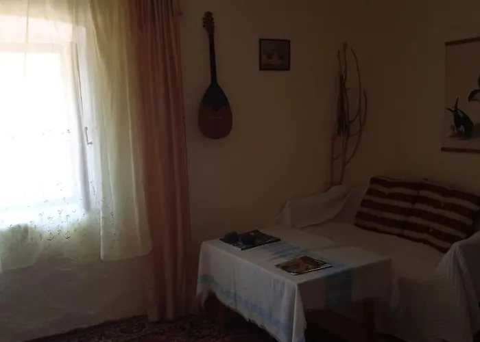 Vakantiehuis House, 3 Brs, 100 Y Old, 14 Km Np Krka, 35 Km Sea *